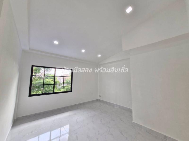 รูปที่7 ต้องการขายบ้านพร้อมที่ดิน สามวาตะวันตก เขตคลองสามวา ราคา 1,990,000 บาท