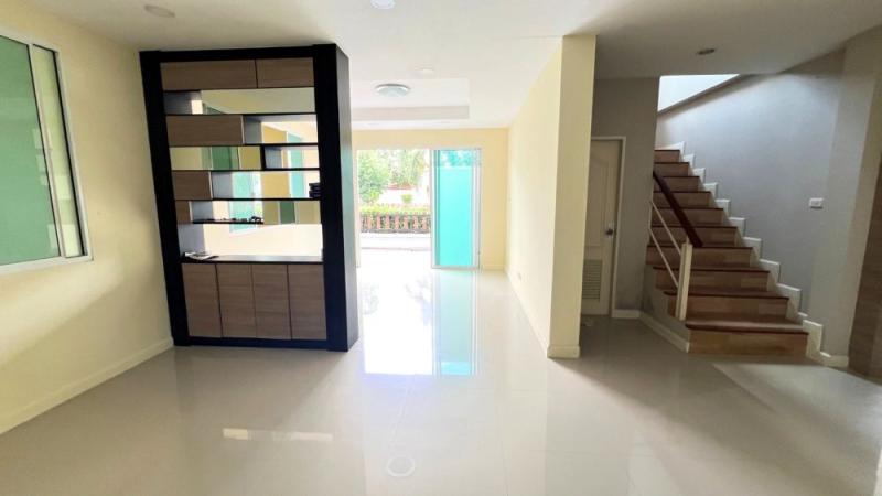 รูปที่3 ต้องการขายบ้านพร้อมที่ดิน บ้านฉาง บ้านฉาง ราคา 4,600,000 บาท