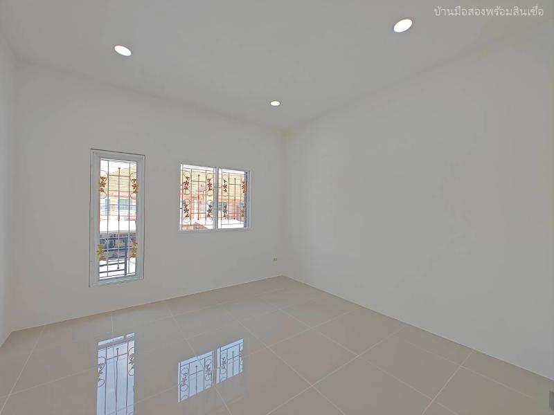 รูปที่8 ต้องการขายบ้านพร้อมที่ดิน ลาดสวาย ลำลูกกา ราคา 2,590,000 บาท
