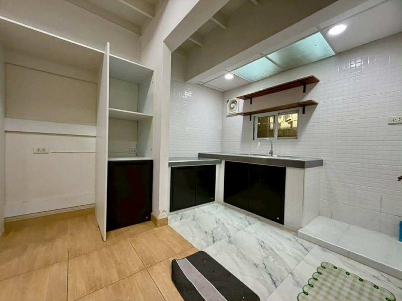 รูปที่4 ต้องการขายบ้านพร้อมที่ดิน มหาสวัสดิ์ บางกรวย ราคา 2,450,000 บาท