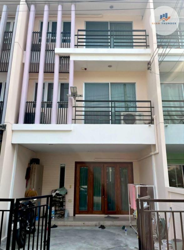 ขาย ทาวน์โฮม 3 ชั้น ม.วิสต้าปาร์ค ( สาทร - ปิ่นเกล้า ) ราคาถูก