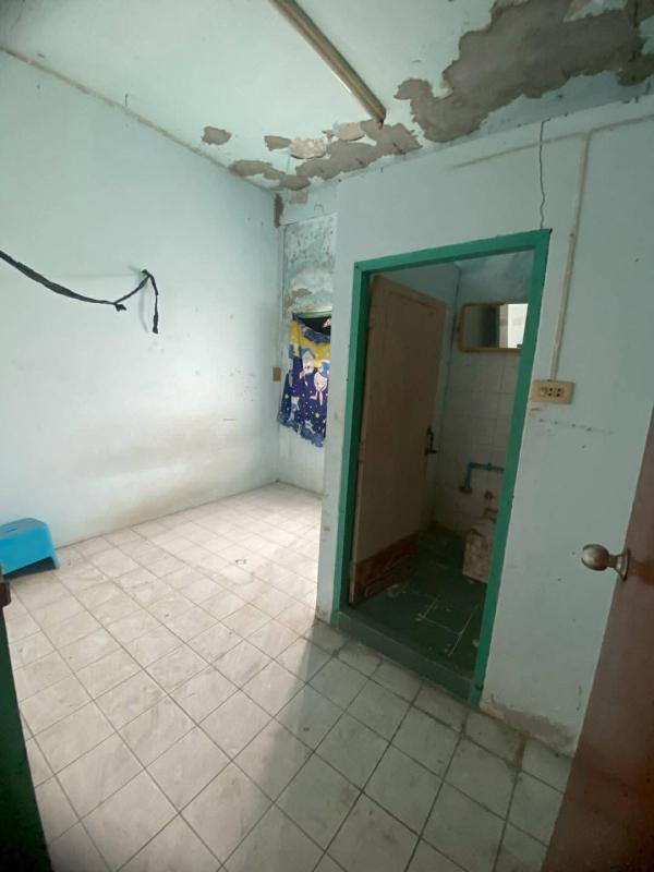 รูปที่8 ต้องการขายบ้านพร้อมที่ดิน หนองค้างพลู เขตหนองแขม ราคา 1,800,000 บาท