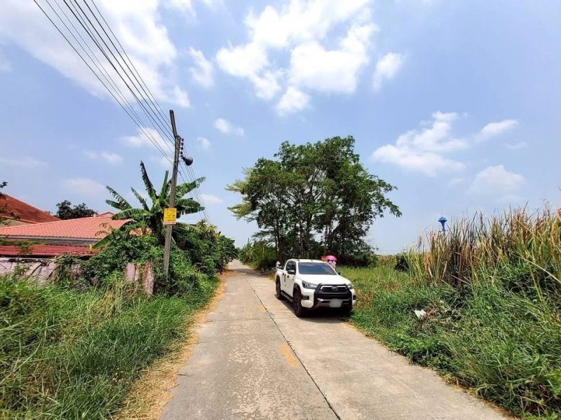 รูปที่4 ต้องการขายที่ดินเปล่า คลองสี่ คลองหลวง ราคา 800,000 บาท