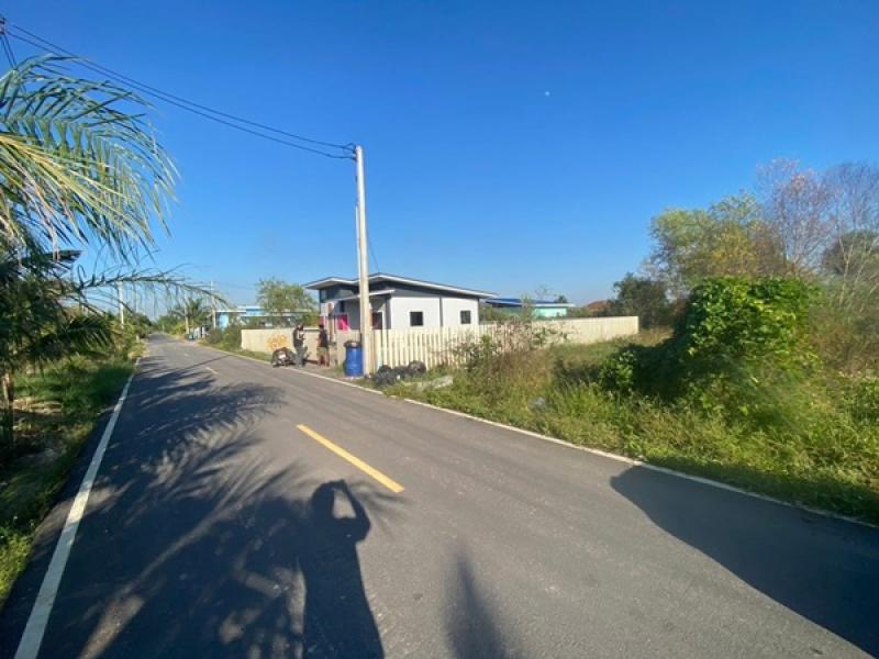 รูปที่2 ต้องการขายที่ดินเปล่า หนามแดง เมืองฉะเชิงเทรา ราคา 3,250 บาท