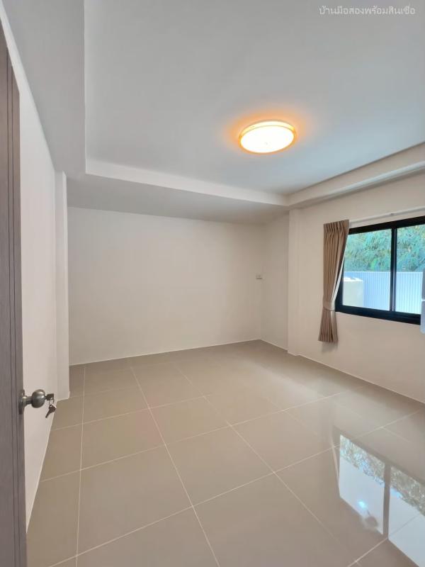 รูปที่7 ต้องการขายบ้านพร้อมที่ดิน ลาดสวาย ลำลูกกา ราคา 3,050,000 บาท