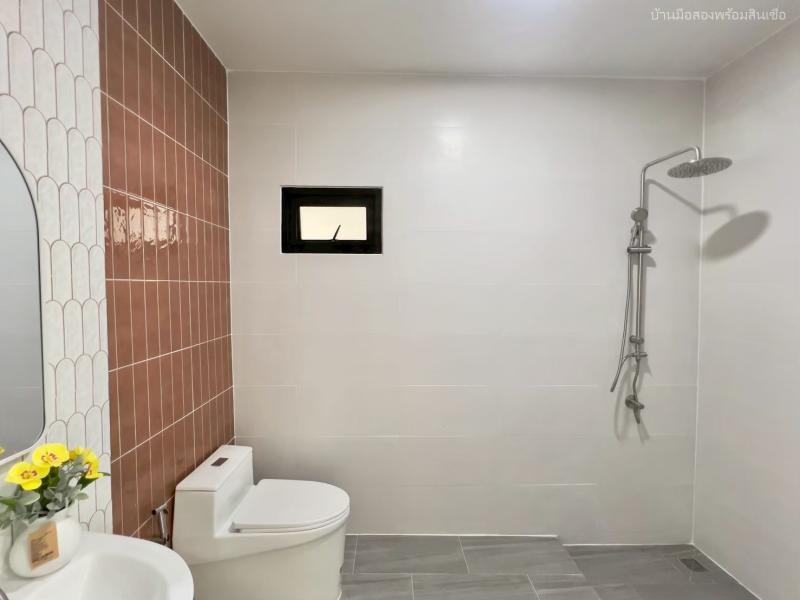 รูปที่8 ต้องการขายบ้านพร้อมที่ดิน ลาดสวาย ลำลูกกา ราคา 3,050,000 บาท