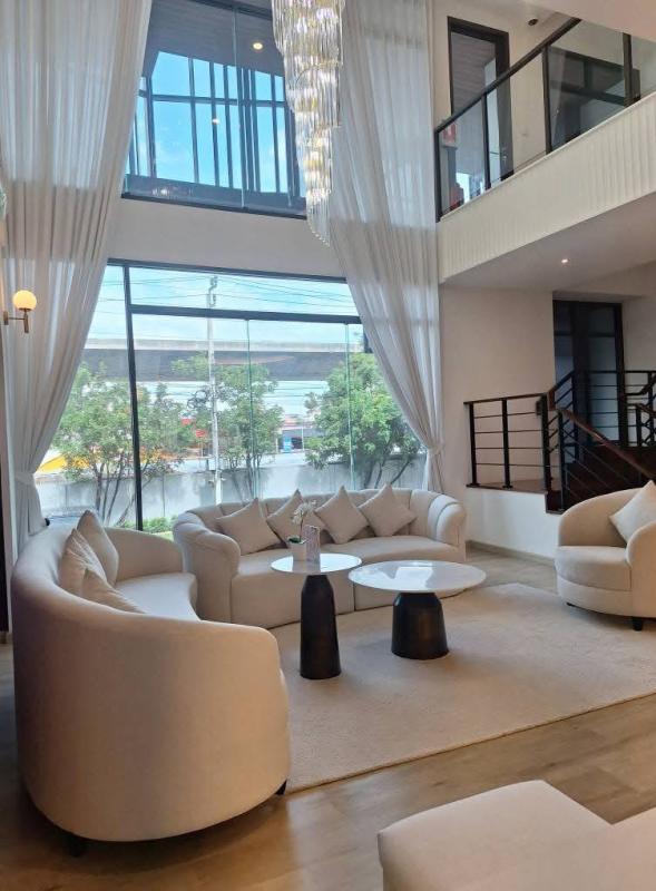 รูปที่3 ต้องการขายอาคารพาณิชย์ บางแก้ว บางพลี ราคา 2,300,000 บาท