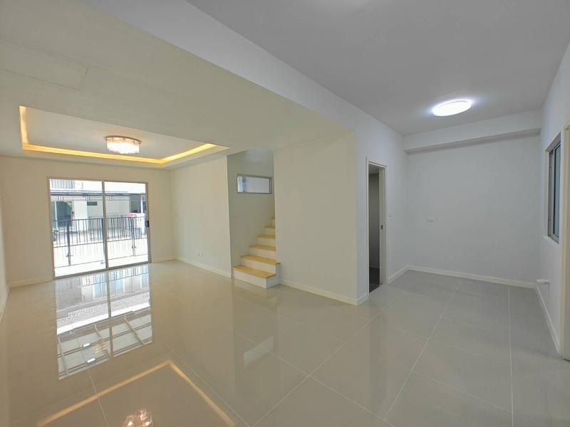 รูปที่3 ต้องการขายบ้านพร้อมที่ดิน สายไหม เขตสายไหม ราคา 2,290,000 บาท