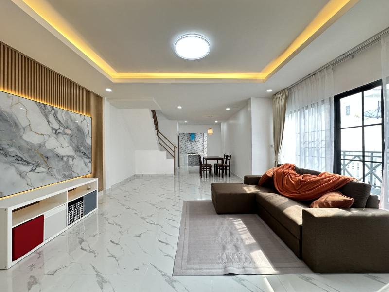 รูปที่3 ต้องการขายบ้านพร้อมที่ดิน คลองสองต้นนุ่น เขตลาดกระบัง ราคา 2,790,000 บาท