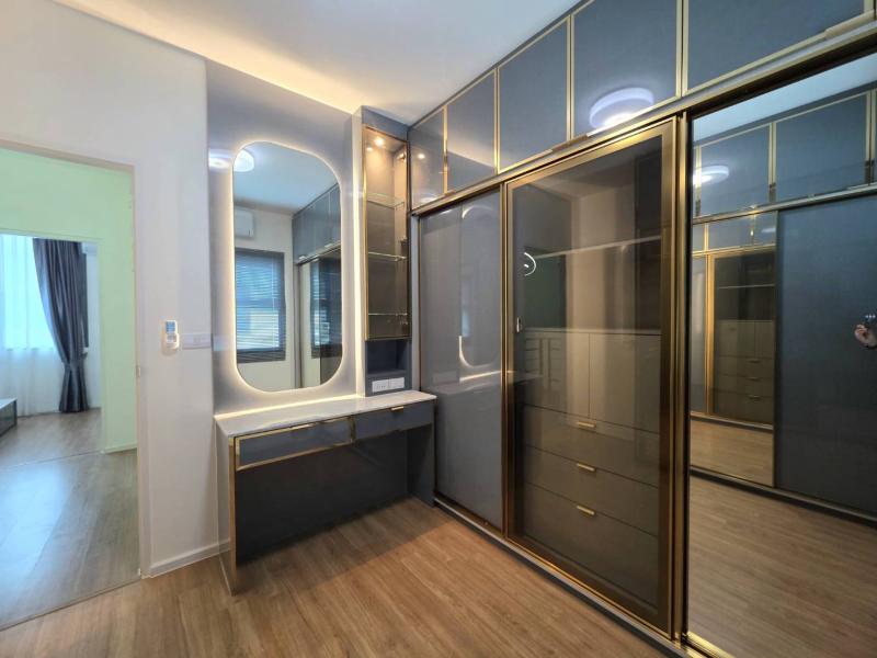 รูปที่8 ต้องการขายทาวน์โฮม คลองสี่ คลองหลวง ราคา 1,850,000 บาท