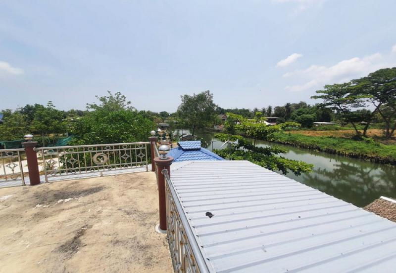 รูปที่8 ต้องการขายรีสอร์ท บางครก บ้านแหลม ราคา 15,000,000 บาท