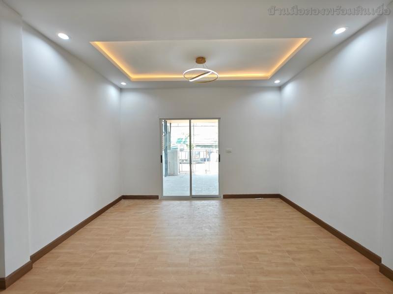 รูปที่3 ต้องการขายบ้านพร้อมที่ดิน ประชาธิปัตย์ ธัญบุรี ราคา 1,590,000 บาท