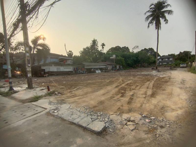 รูปที่3 ต้องการขายที่ดินเปล่า สุรศักดิ์ ศรีราชา ราคา 16,000,000 บาท
