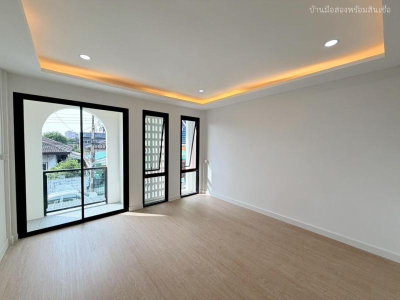รูปที่7 ต้องการขายบ้านพร้อมที่ดิน ลาดพร้าว เขตลาดพร้าว ราคา 4,140,000 บาท