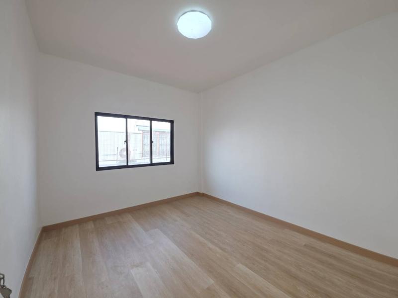 รูปที่7 ต้องการขายบ้านพร้อมที่ดิน บางชัน เขตคลองสามวา ราคา 2,390,000 บาท