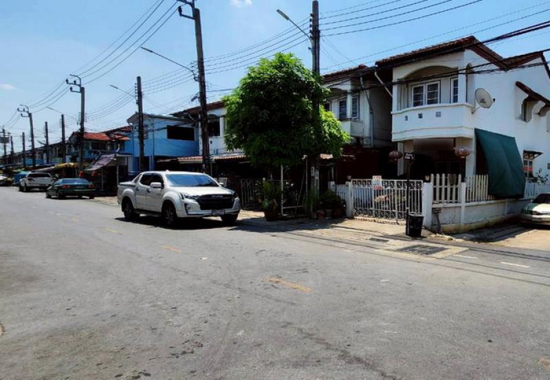 รูปที่3 ต้องการขายทาวน์โฮม บางพูด ปากเกร็ด ราคา 1,890,000 บาท