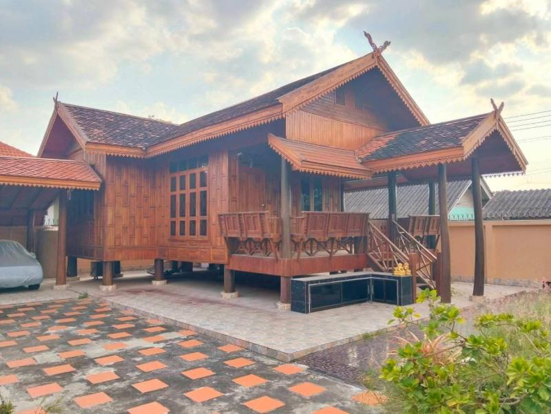 รูปที่3 ต้องการขายบ้านพร้อมที่ดิน ตะเคียนเตี้ย บางละมุง ราคา 4,200,000 บาท