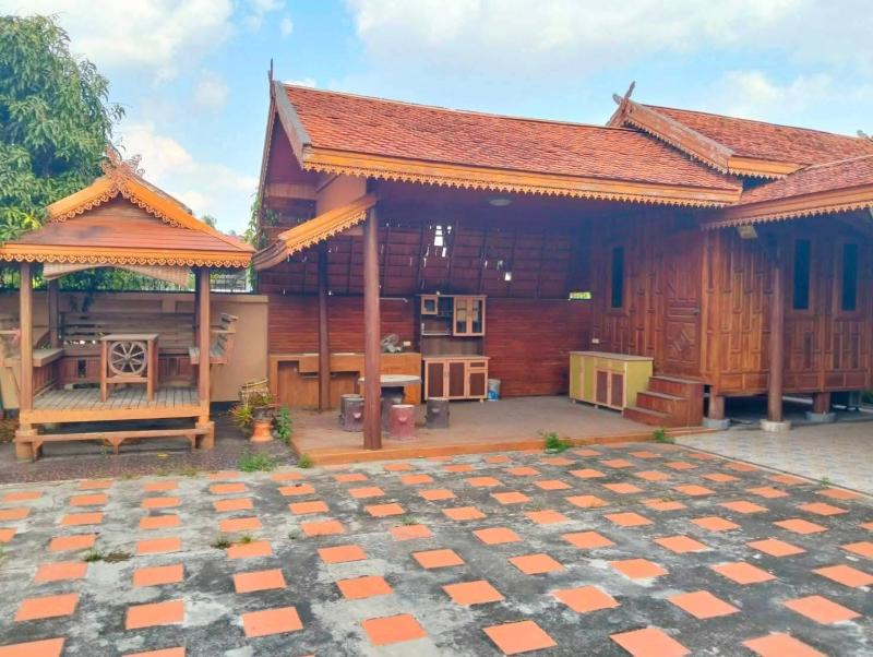 รูปที่5 ต้องการขายบ้านพร้อมที่ดิน ตะเคียนเตี้ย บางละมุง ราคา 4,200,000 บาท