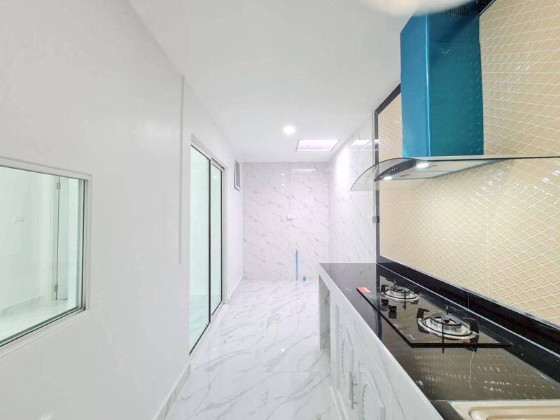 รูปที่6 ต้องการขายบ้านพร้อมที่ดิน ลาดสวาย ลำลูกกา ราคา 2,090,000 บาท