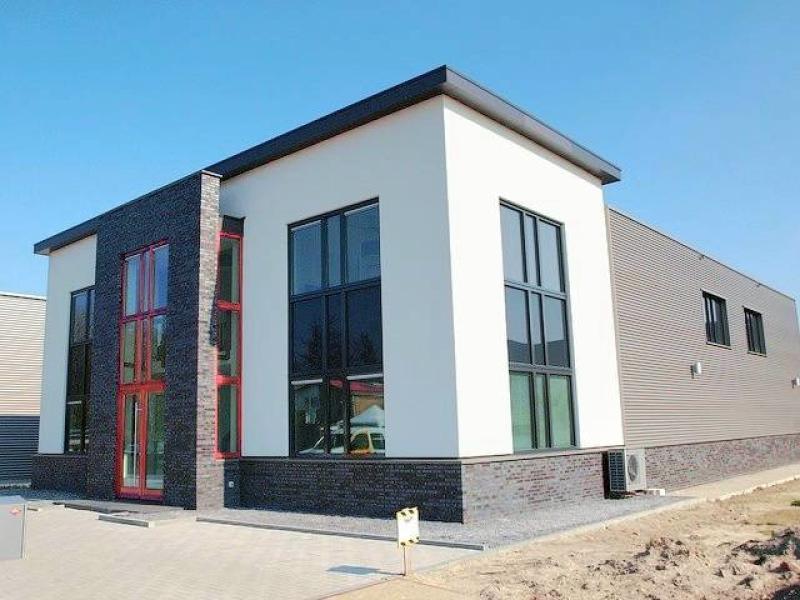รูปที่3 ต้องการขายบ้านพร้อมที่ดิน ละหาร บางบัวทอง ราคา 1,390,000 บาท
