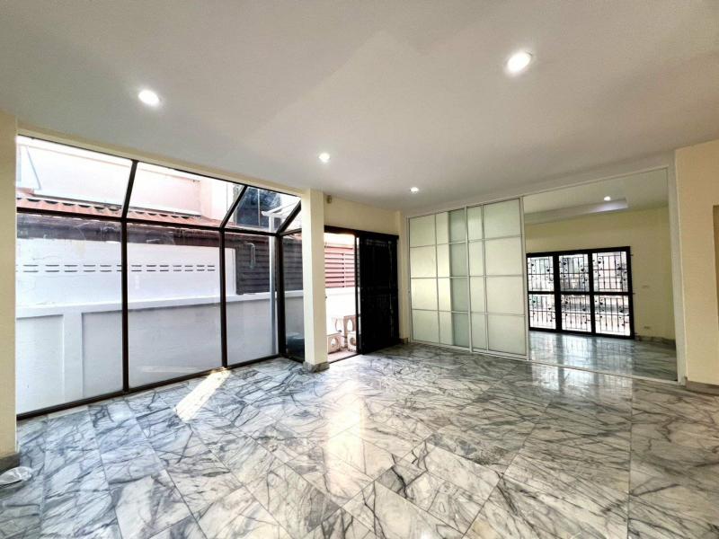 รูปที่3 ต้องการขายบ้านพร้อมที่ดิน บ้านใหม่ ปากเกร็ด ราคา 4,290,000 บาท