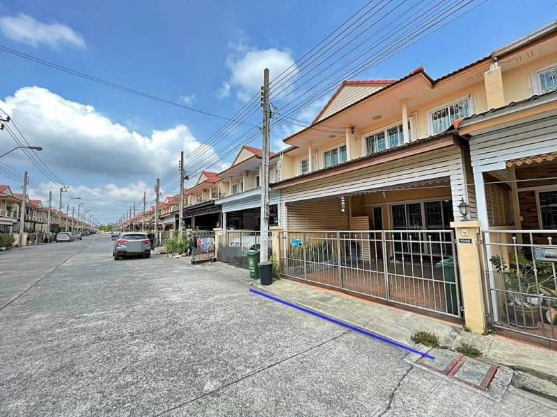 รูปที่2 ต้องการขายทาวน์โฮม บางแก้ว บางพลี ราคา 3,300,000 บาท