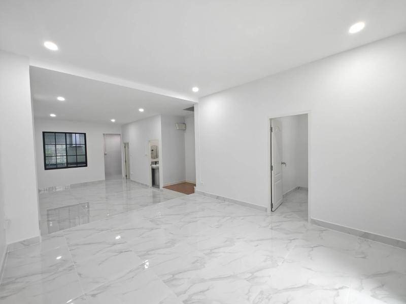 รูปที่3 ต้องการขายบ้านพร้อมที่ดิน ประชาธิปัตย์ ธัญบุรี ราคา 2,590,000 บาท