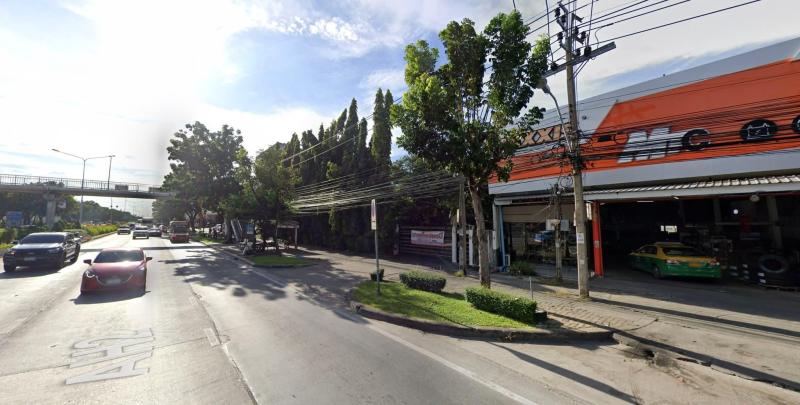 รูปที่2 ต้องการขายบ้านพร้อมที่ดิน หนองค้างพลู เขตหนองแขม ราคา 130,000,000 บาท