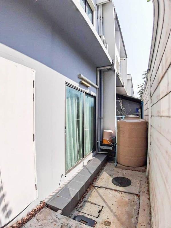 รูปที่8 ต้องการขายทาวน์โฮม บางรักพัฒนา บางบัวทอง ราคา 2,990,000 บาท