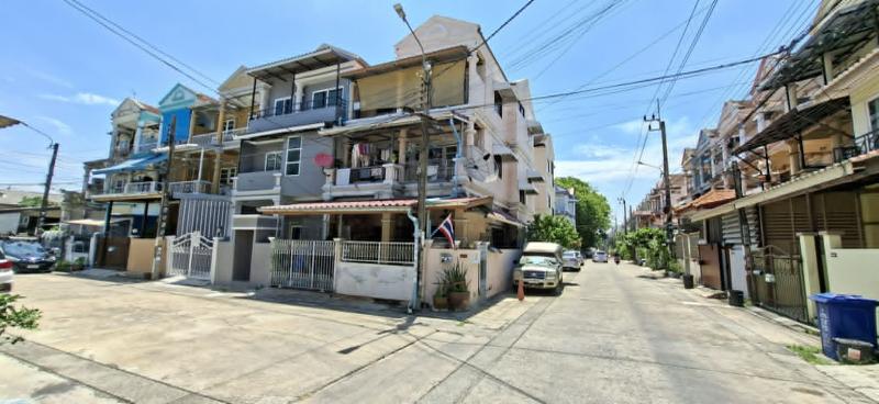 รูปที่2 ต้องการขายทาวน์โฮม คลองกุ่ม เขตบึงกุ่ม ราคา 3,400,000 บาท