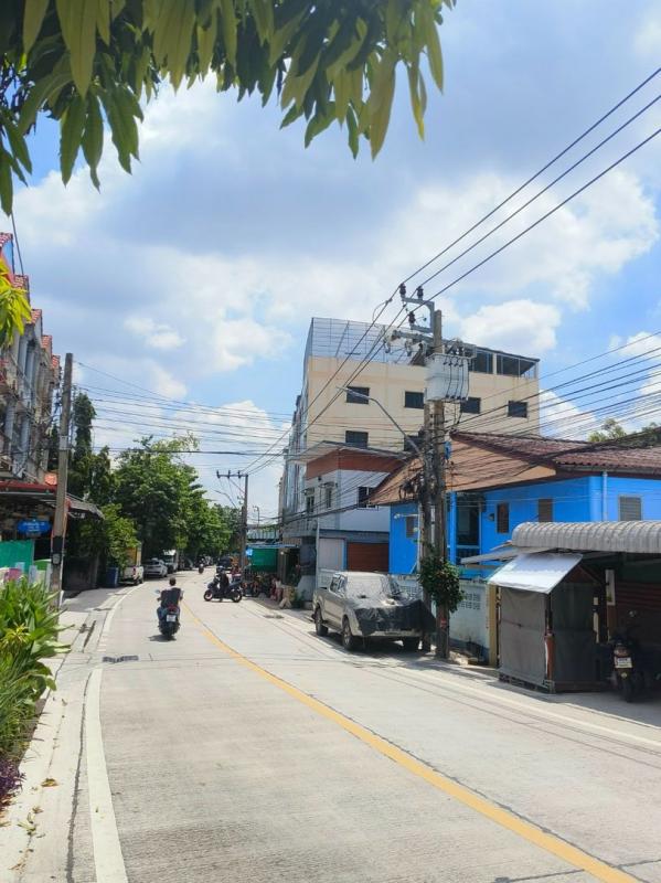 รูปที่2 ต้องการขายบ้านพร้อมที่ดิน บางบอน* เขตบางขุนเทียน ราคา 13,000,000 บาท