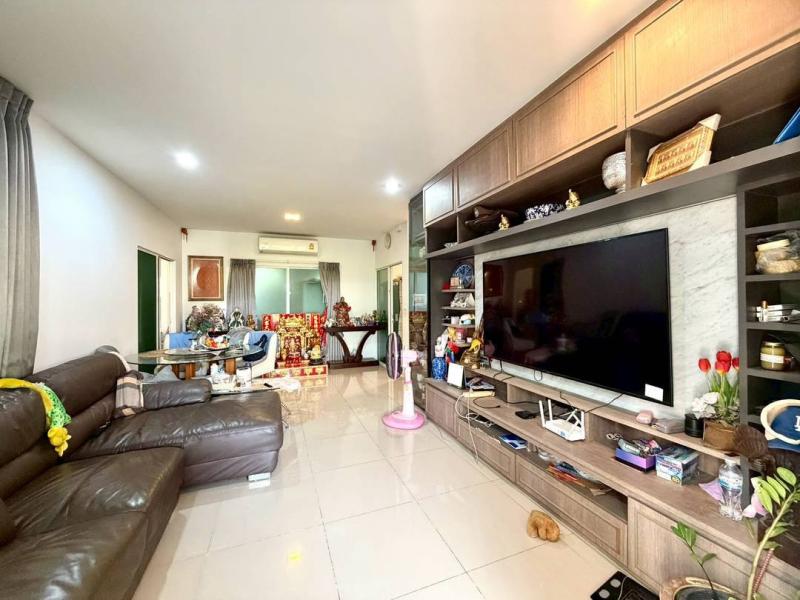 รูปที่5 ต้องการขายบ้านพร้อมที่ดิน บางบัวทอง บางบัวทอง ราคา 5,750,000 บาท