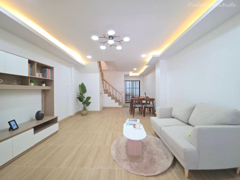 รูปที่3 ต้องการขายบ้านพร้อมที่ดิน สามวาตะวันตก เขตคลองสามวา ราคา 1,850,000 บาท