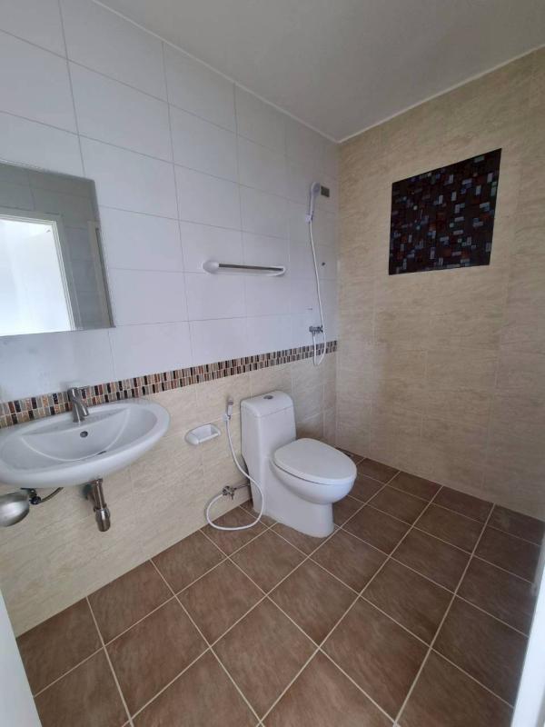 รูปที่7 ต้องการขายบ้านพร้อมที่ดิน ท่าข้าม เขตบางขุนเทียน ราคา 2,390,000 บาท