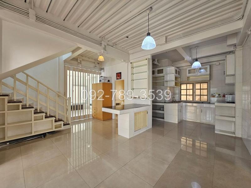รูปที่4 ให้เช่าบ้านพร้อมที่ดิน วังทองหลาง เขตวังทองหลาง ราคา 40,000 บาท