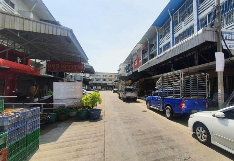 รูปที่3 ต้องการขายอาคารพาณิชย์ คลองสอง คลองหลวง ราคา 8,000,000 บาท