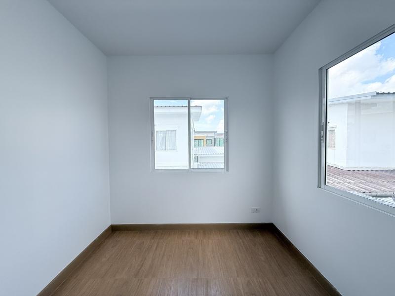 รูปที่7 ต้องการขายบ้านพร้อมที่ดิน ลำผักชี เขตหนองจอก ราคา 3,390,000 บาท