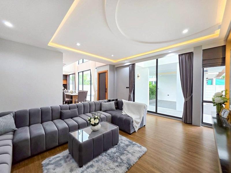 รูปที่3 ต้องการขายบ้านพร้อมที่ดิน หนองปรือ บางละมุง ราคา 12,900,000 บาท