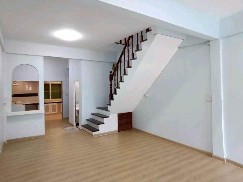 รูปที่3 ต้องการขายทาวน์โฮม หลักสอง เขตบางแค ราคา 1,890,000 บาท