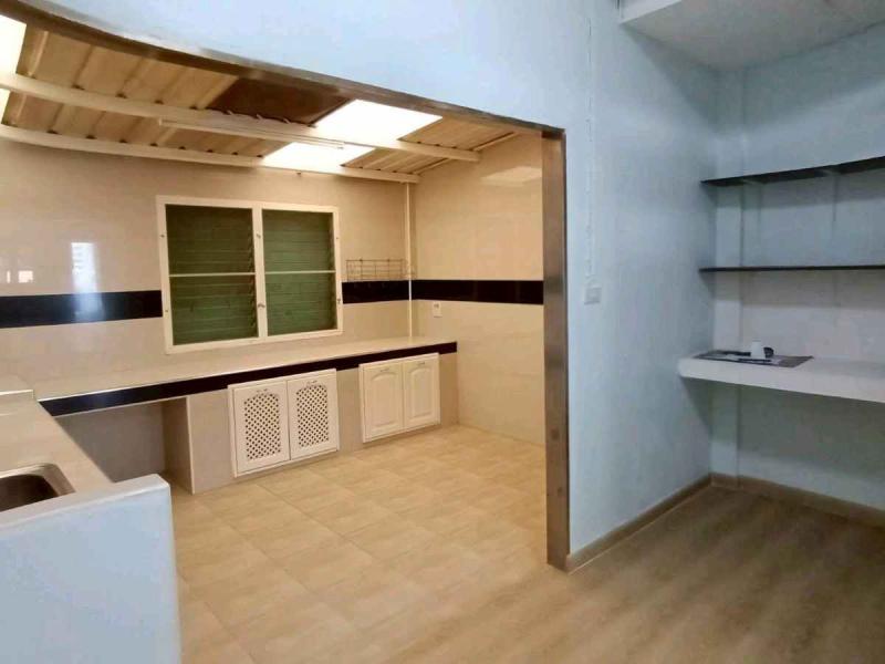 รูปที่4 ต้องการขายทาวน์โฮม หลักสอง เขตบางแค ราคา 1,890,000 บาท