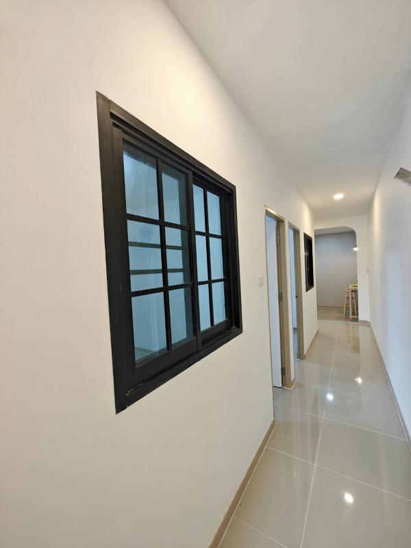 รูปที่4 ต้องการขายบ้านพร้อมที่ดิน บึงยี่โถ ธัญบุรี ราคา 1,490,000 บาท
