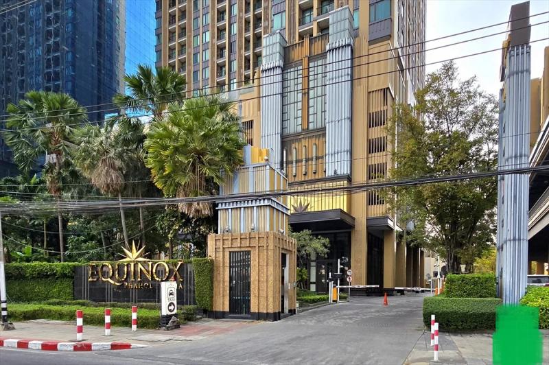 ขาย Equinox อีควิน็อคซ์ พหล-วิภา ใกล้ห้าแยกลาดพร้าว ถ.วิภาวดีรังสิต แขวงจอมพล เขตจตุจักร กรุงเทพ 10900