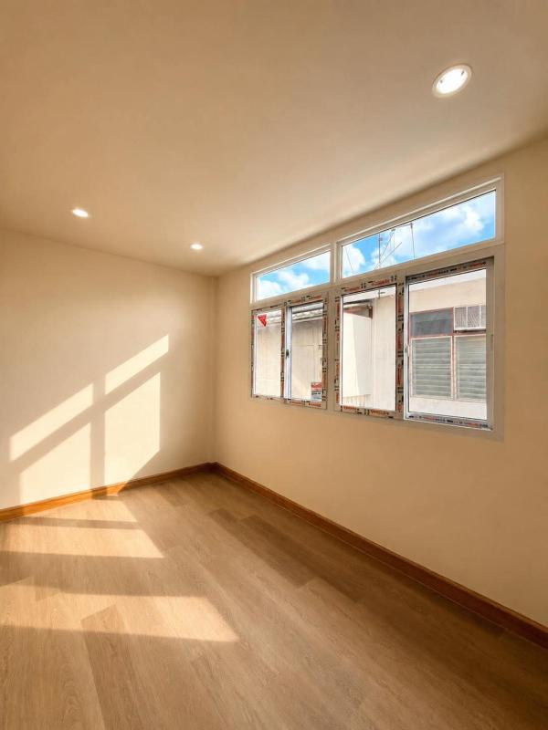 รูปที่8 ต้องการขายบ้านพร้อมที่ดิน ลาดพร้าว เขตลาดพร้าว ราคา 3,290,000 บาท