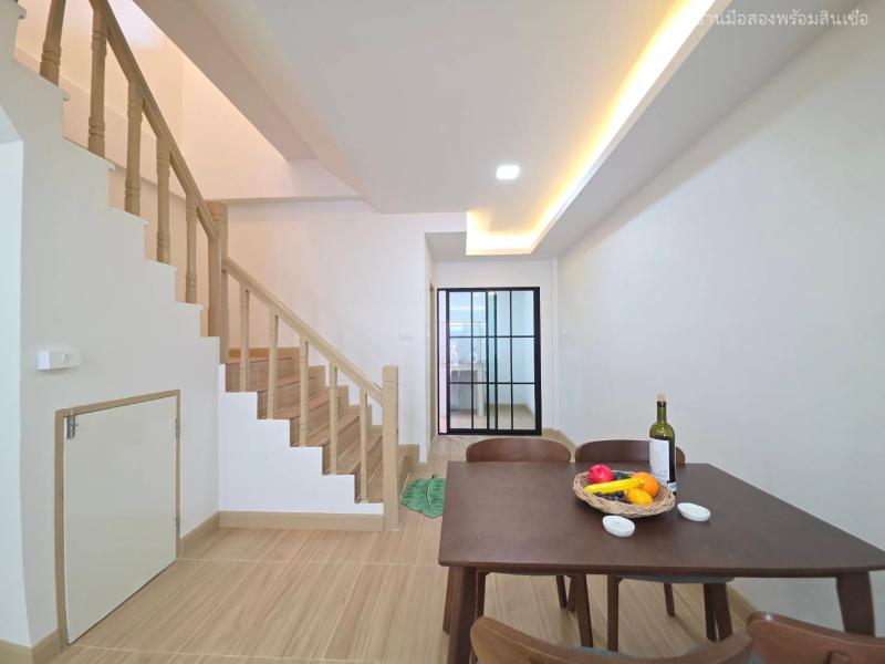 รูปที่4 ต้องการขายบ้านพร้อมที่ดิน สามวาตะวันตก เขตคลองสามวา ราคา 1,850,000 บาท