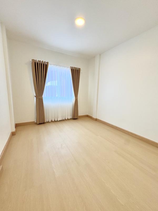 รูปที่8 ต้องการขายบ้านพร้อมที่ดิน คูคต ลำลูกกา ราคา 2,890,000 บาท