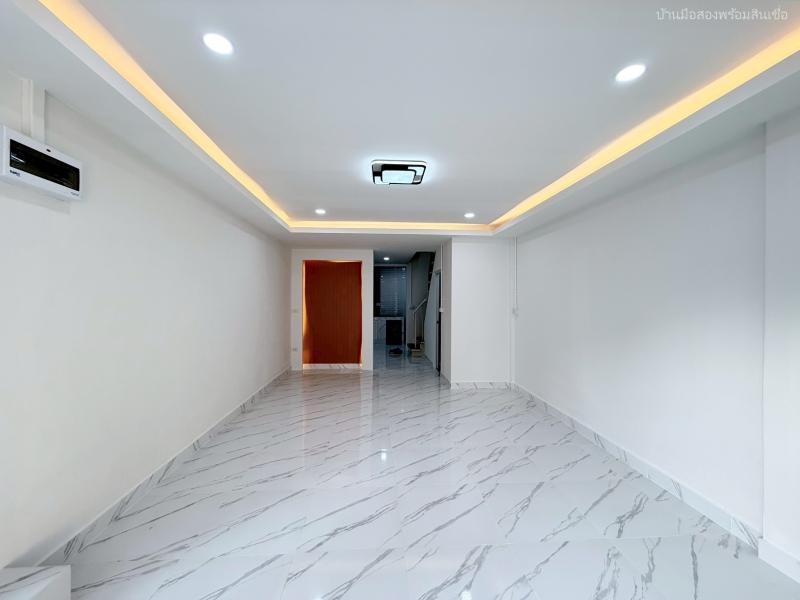 รูปที่3 ต้องการขายบ้านพร้อมที่ดิน ลาดพร้าว เขตลาดพร้าว ราคา 3,900,000 บาท