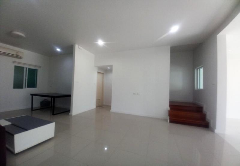 รูปที่4 ต้องการขายทาวน์โฮม ท่าแร้ง เขตบางเขน ราคา 3,490,000 บาท