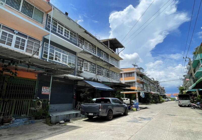 รูปที่2 ต้องการขายอาคารพาณิชย์ หนองค้างพลู เขตหนองแขม ราคา 1,600,000 บาท