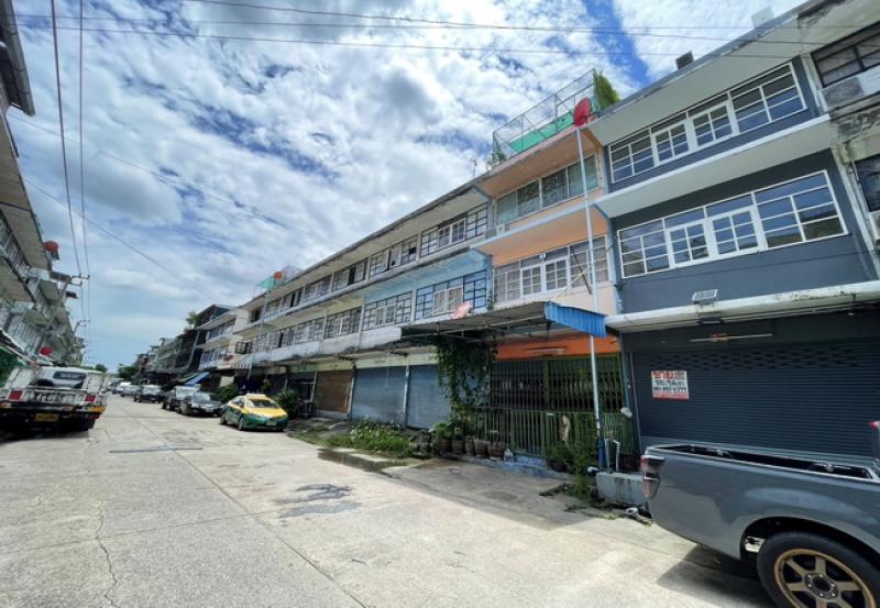 รูปที่3 ต้องการขายอาคารพาณิชย์ หนองค้างพลู เขตหนองแขม ราคา 1,600,000 บาท