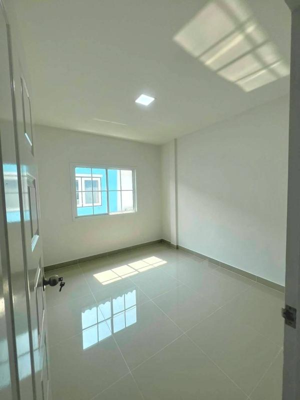 รูปที่6 ต้องการขายบ้านพร้อมที่ดิน บึงคำพร้อย ลำลูกกา ราคา 2,490,000 บาท